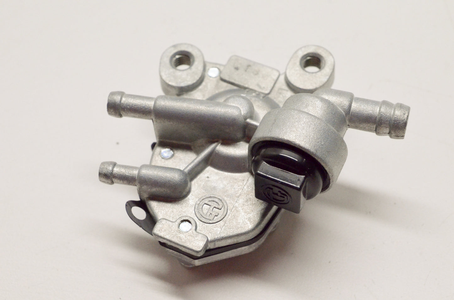 OEM Yamaha 3KJ-24500-02-00 Fuel Cock Assembly 1