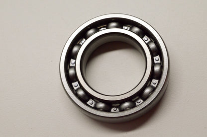 New OEM Yamaha 4WV-46165-00-00 Bearing NOS