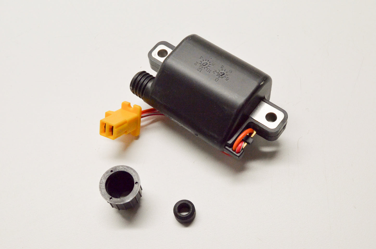 New OEM Yamaha 25G-82310-10-00 Ignition Coil Assembly NOS