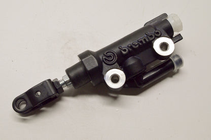 New OEM Yamaha 4BP-2583V-01-00 Rear Master Cylinder NOS