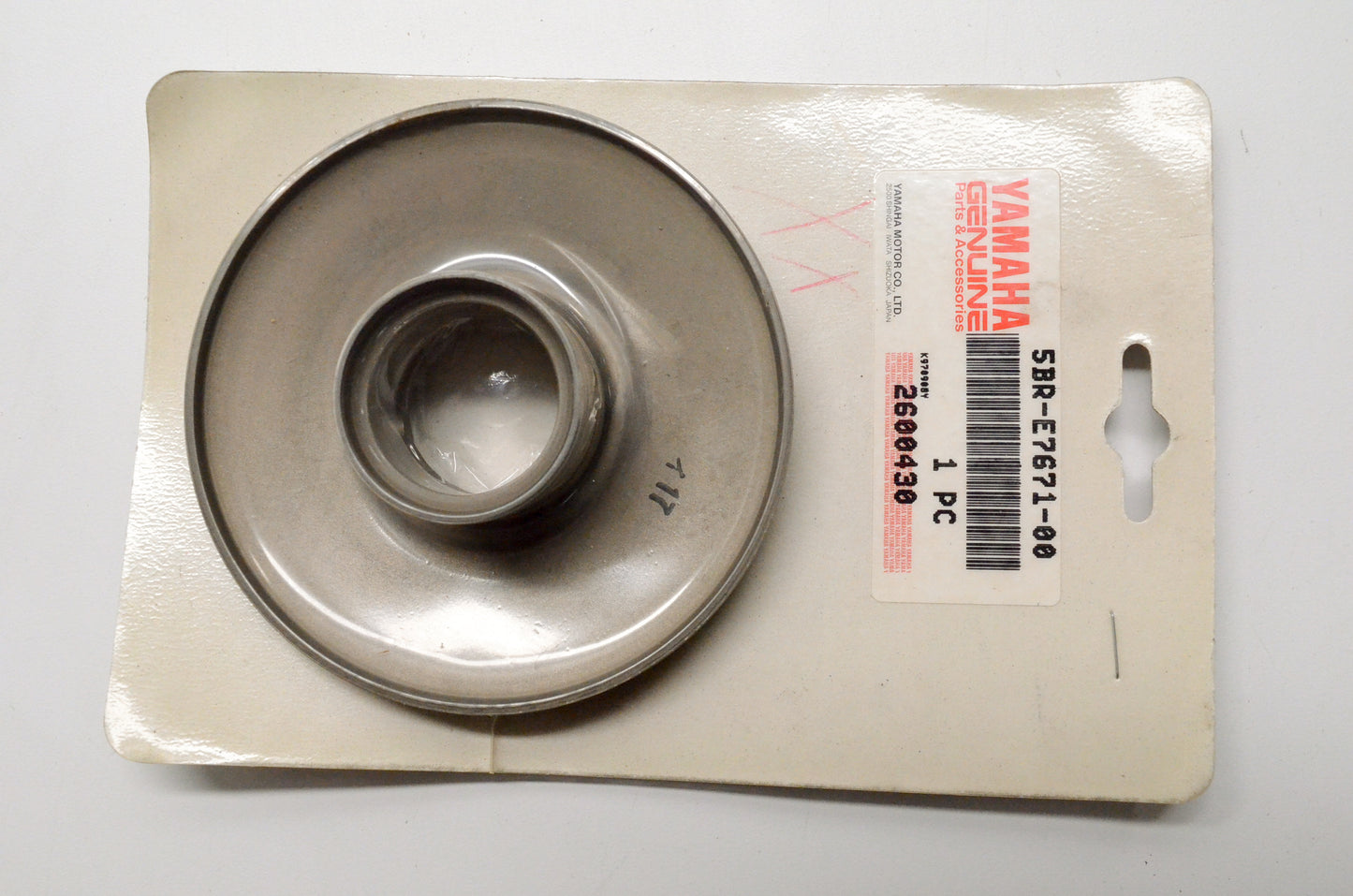 OEM Yamaha 5BR-E7671-00-00 Secondary Sheave NOS
