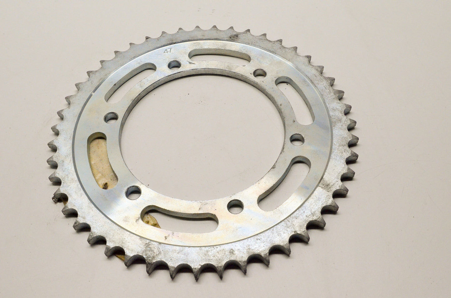OEM Yamaha 2GH-25447-21-00 Driven Sprocket 47T NOS