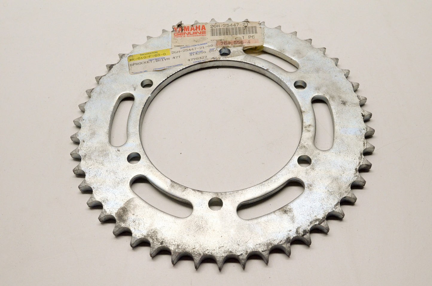 OEM Yamaha 2GH-25447-21-00 Driven Sprocket 47T NOS