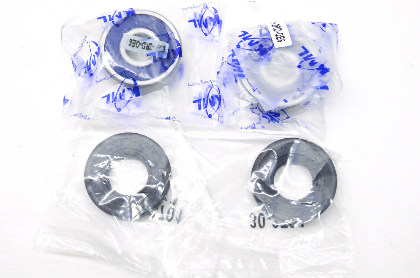 All Balls 25-1443, VQZ30-04W Yamaha Rear Wheel Bearing Seal Kit NOS