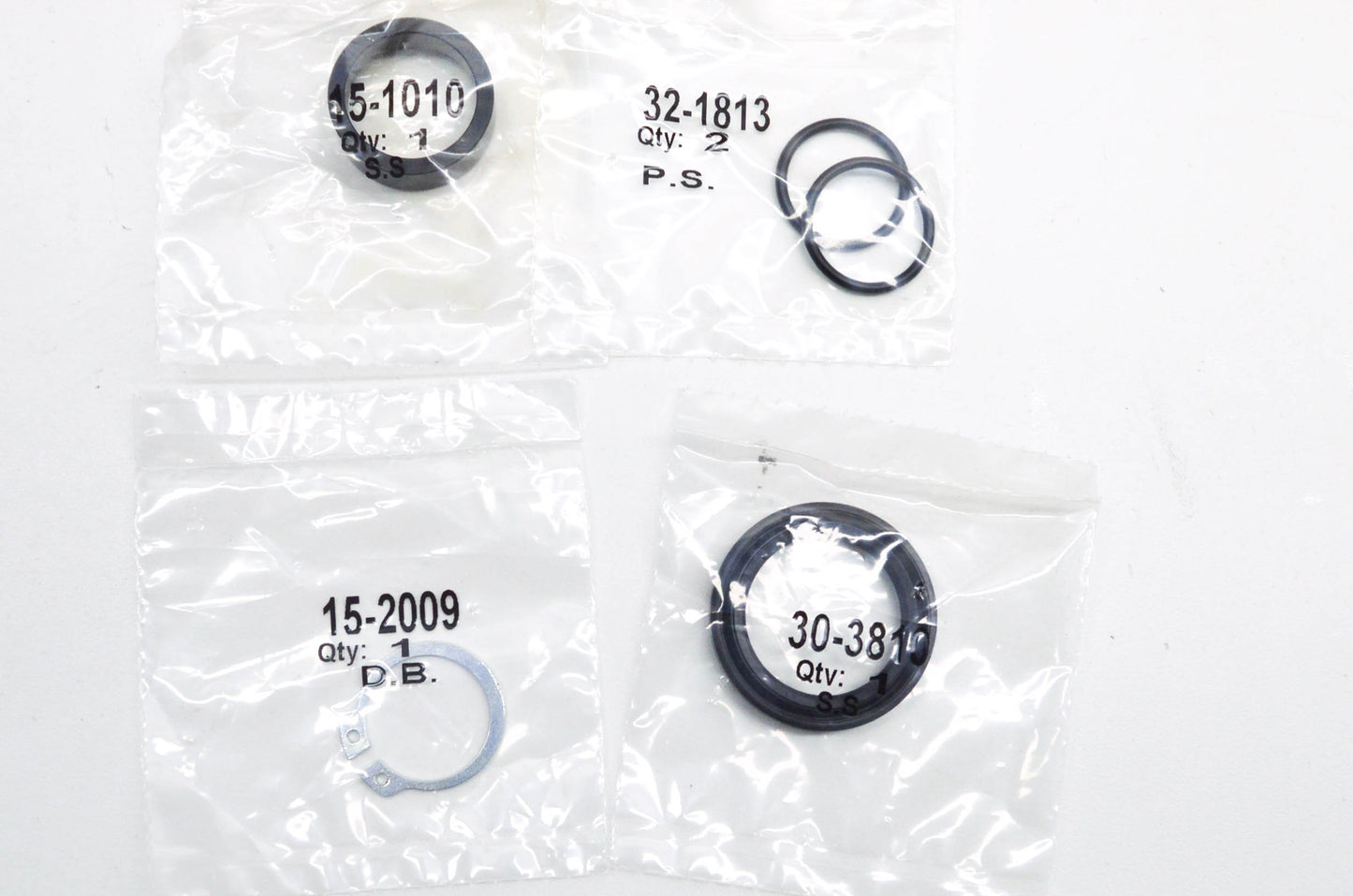 Suzuki Counter Shaft Seal Kit NOS