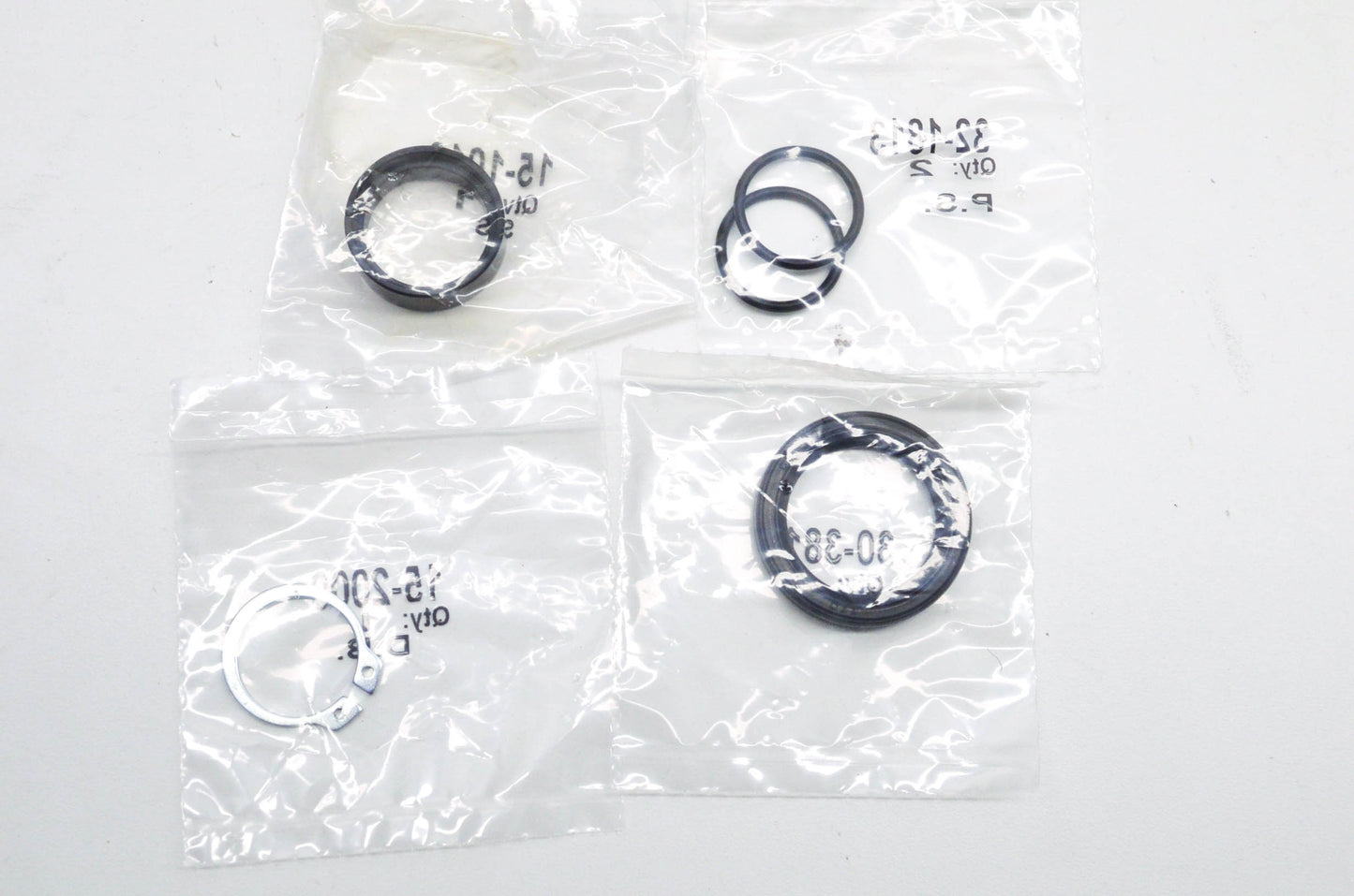 Suzuki Counter Shaft Seal Kit NOS