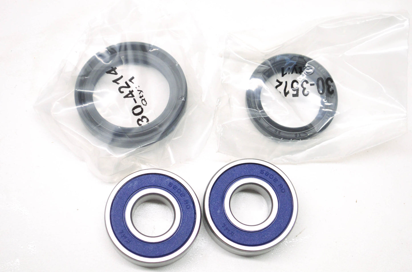 Kawasaki Front Wheel Bearing Seal Kit NOS