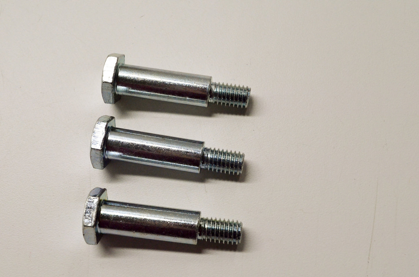 Oregon 04-157 Shoulder Bolt Qty 3 NOS