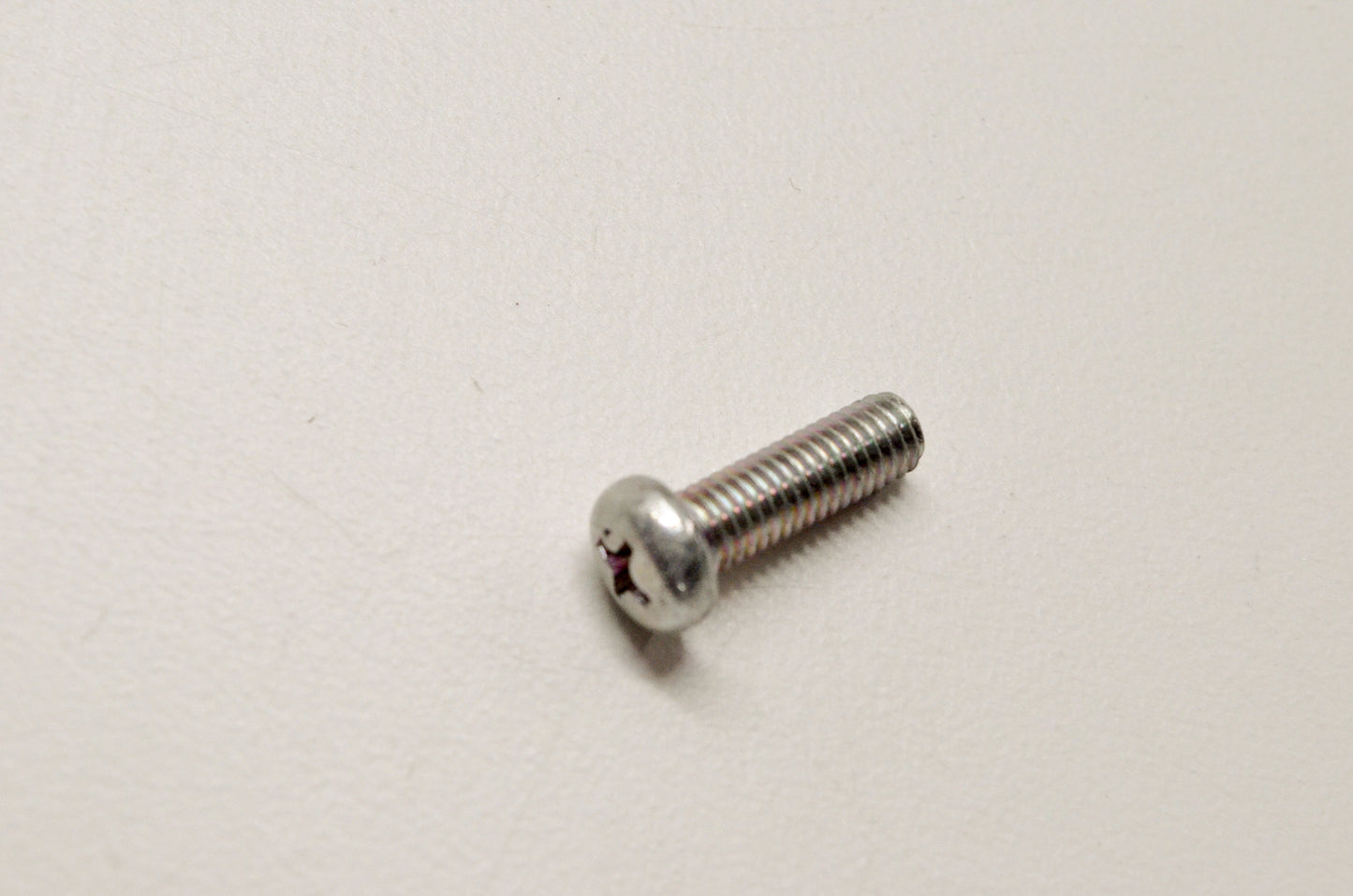 Tewarehouse 92009-2432 5x16 Screw NOS