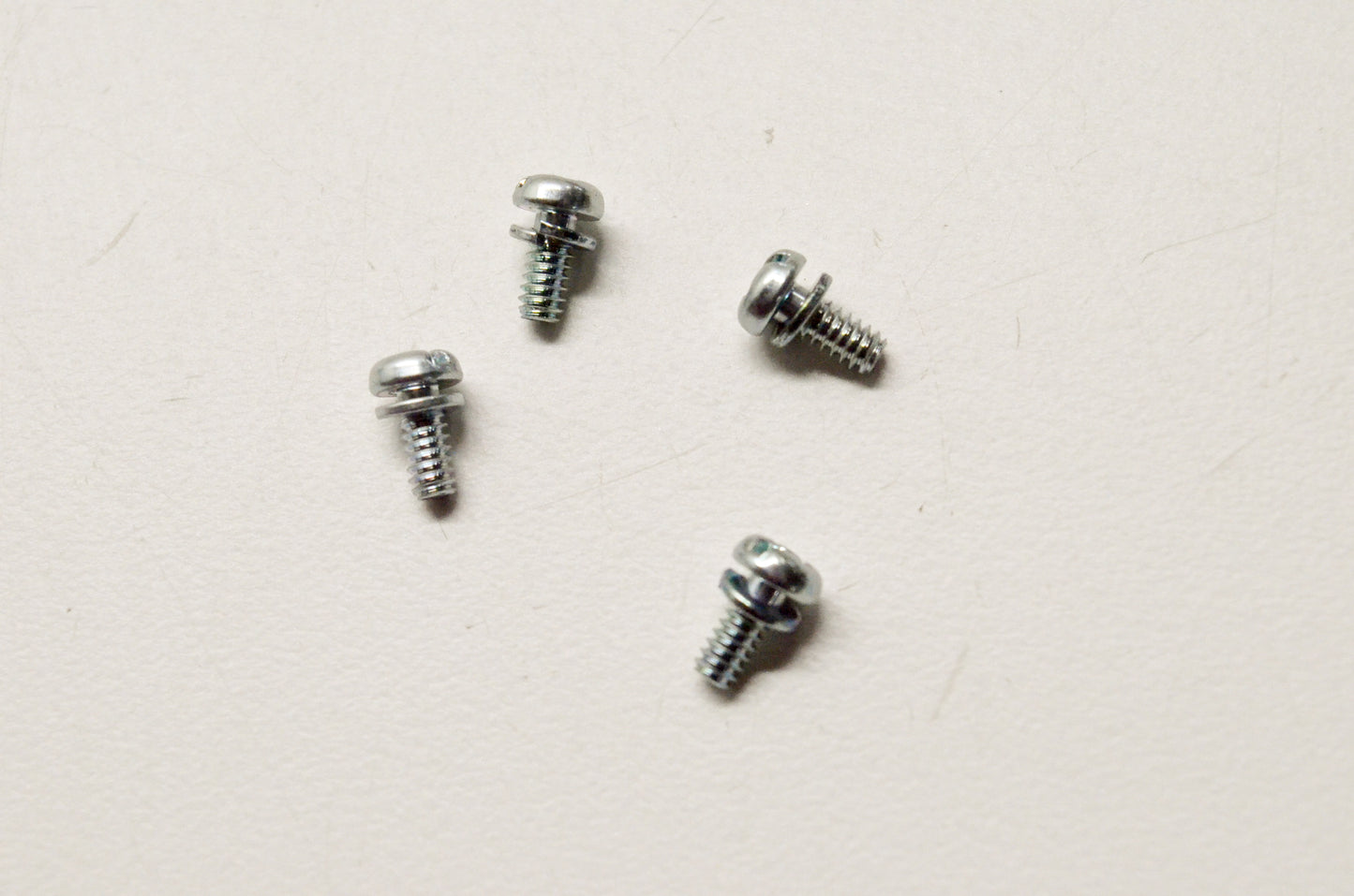 OEM Kawasaki 92009-2083 Screw Qty 4 NOS