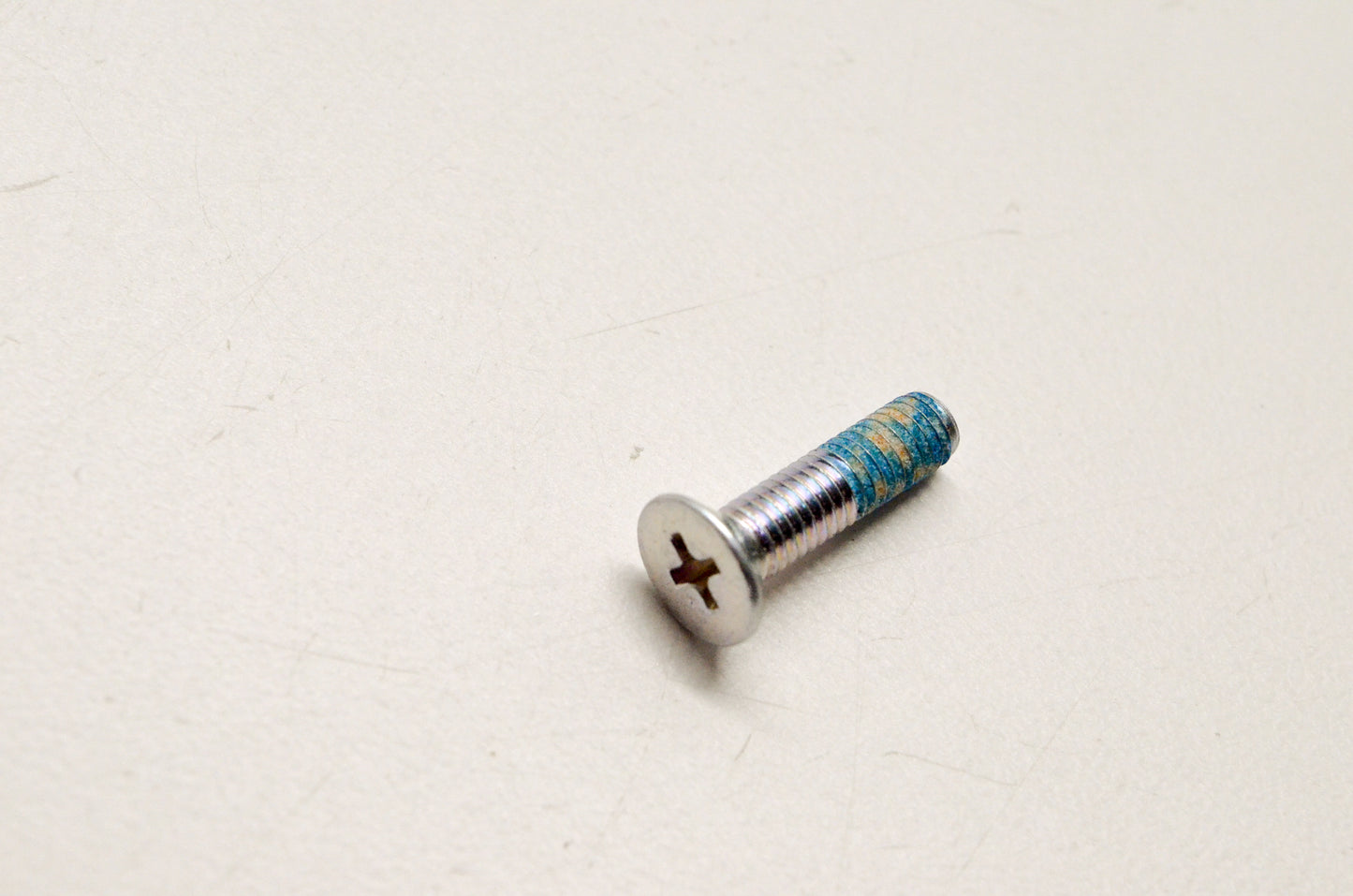 Tewarehouse 92009-2422 5x20 Screw NOS