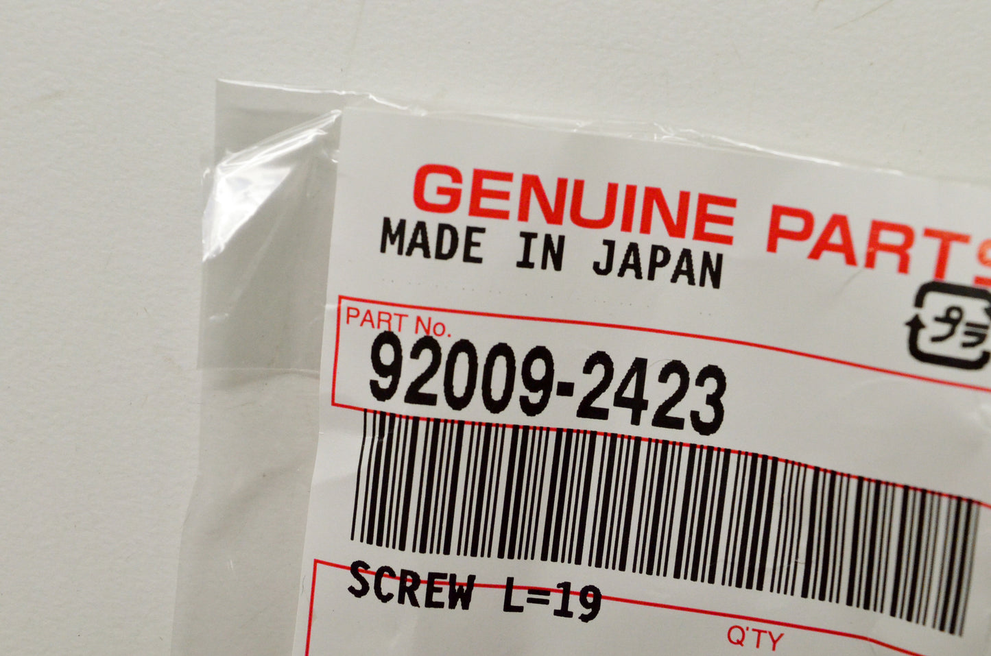 OEM Kawasaki 92009-2423 Screw NOS