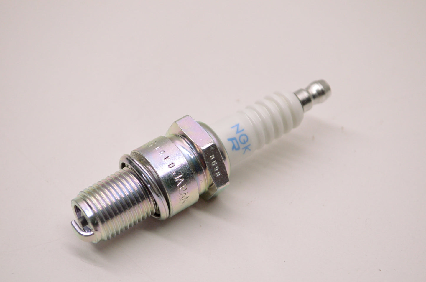NGK 5422, BR8ES Spark Plug NOS