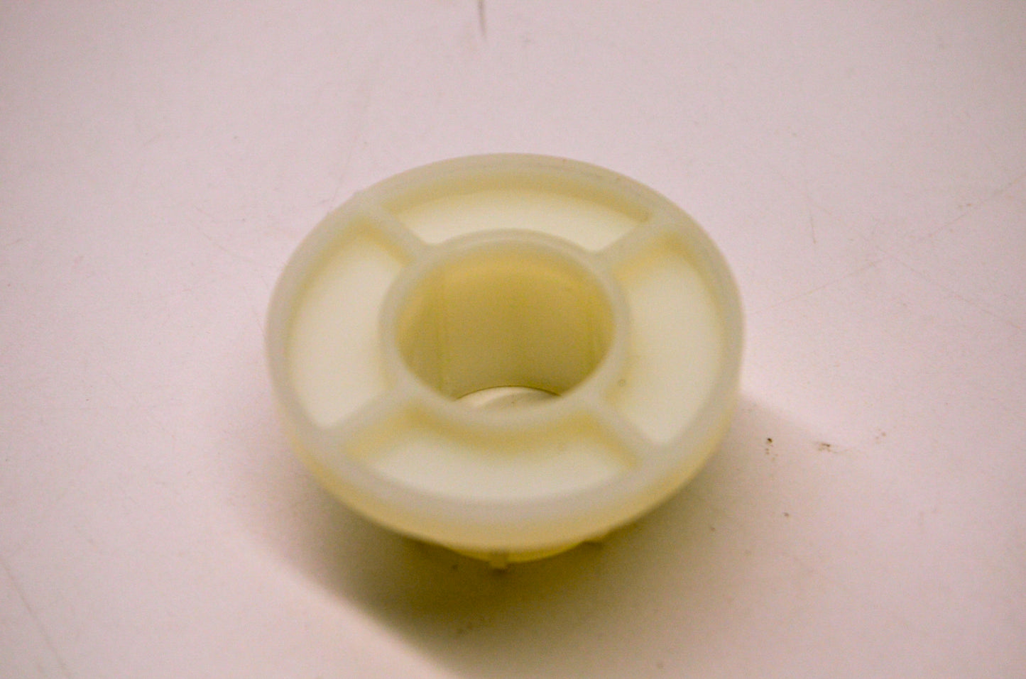 OEM Briggs & Stratton 7023447YP Spacer NOS