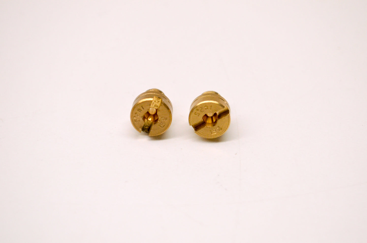EBC 114-71425 Round Main Jet #142.5 Qty 2 NOS