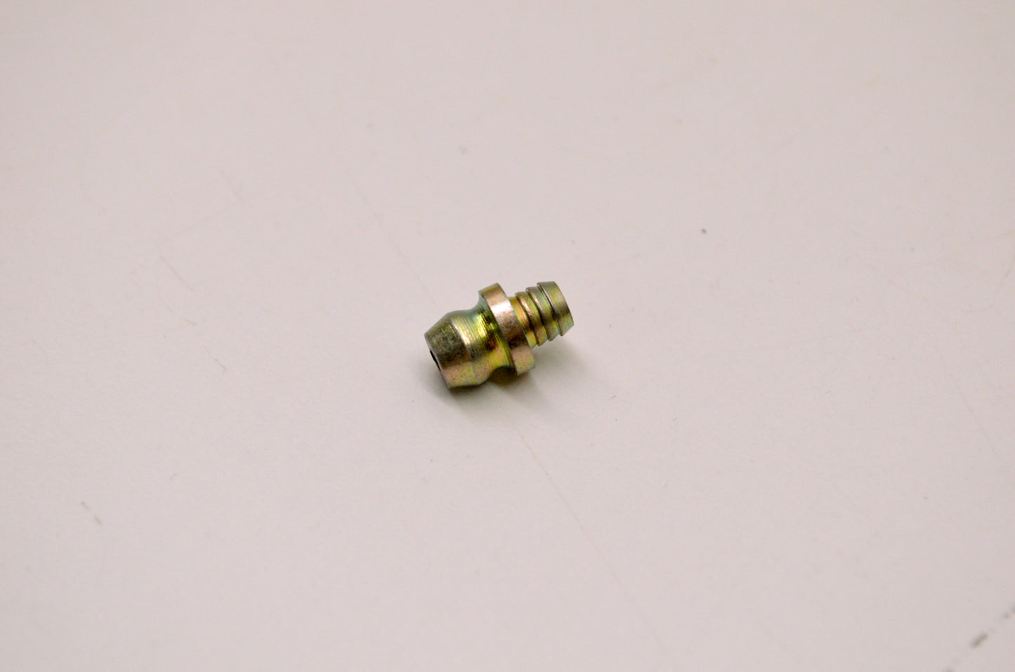 OEM Briggs & Stratton 7013864SM 3/16 PR Lube Fitting NOS