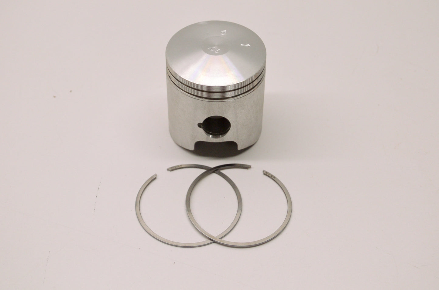 Wiseco 497P1 .25 CD Piston & Rings NOS