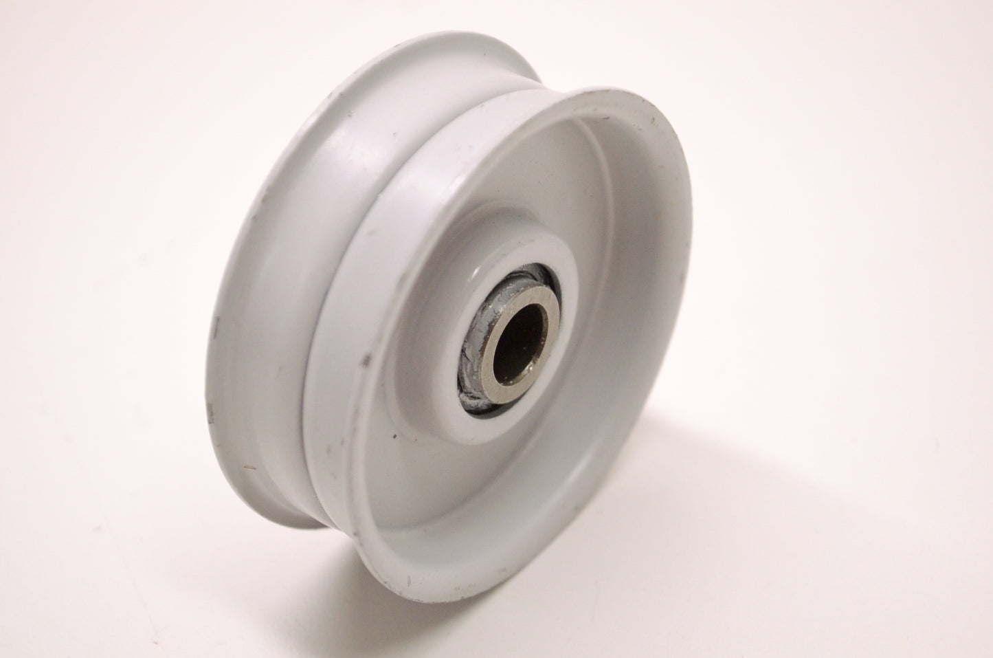OEM Briggs & Stratton 7013850YP Idler Pulley NOS