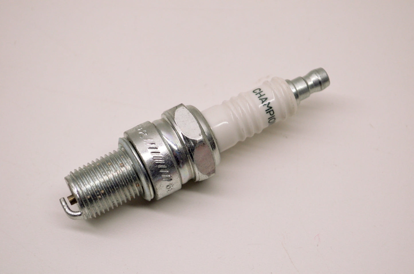 Champion RN4C, 104, 8497 Spark Plug NOS