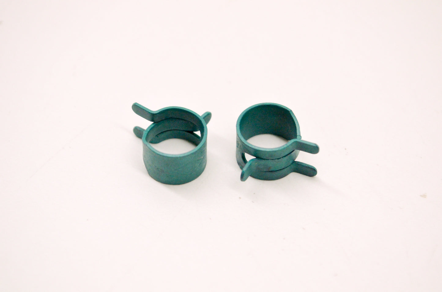 Aftermarket 5904 1/4' Fuel Hose Clamps Qty 2 NOS
