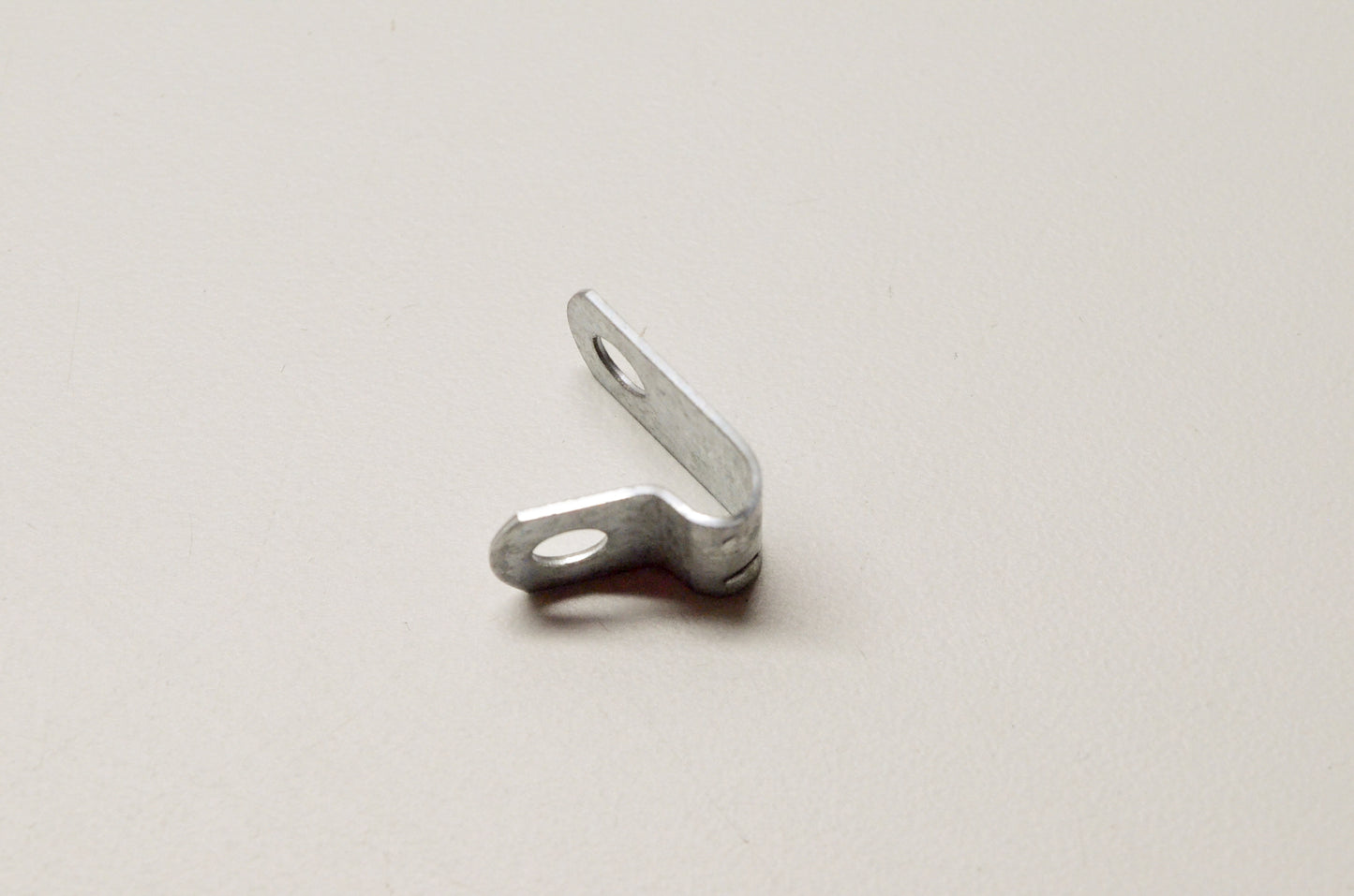 Oregon 02-108 Conduit Clip NOS