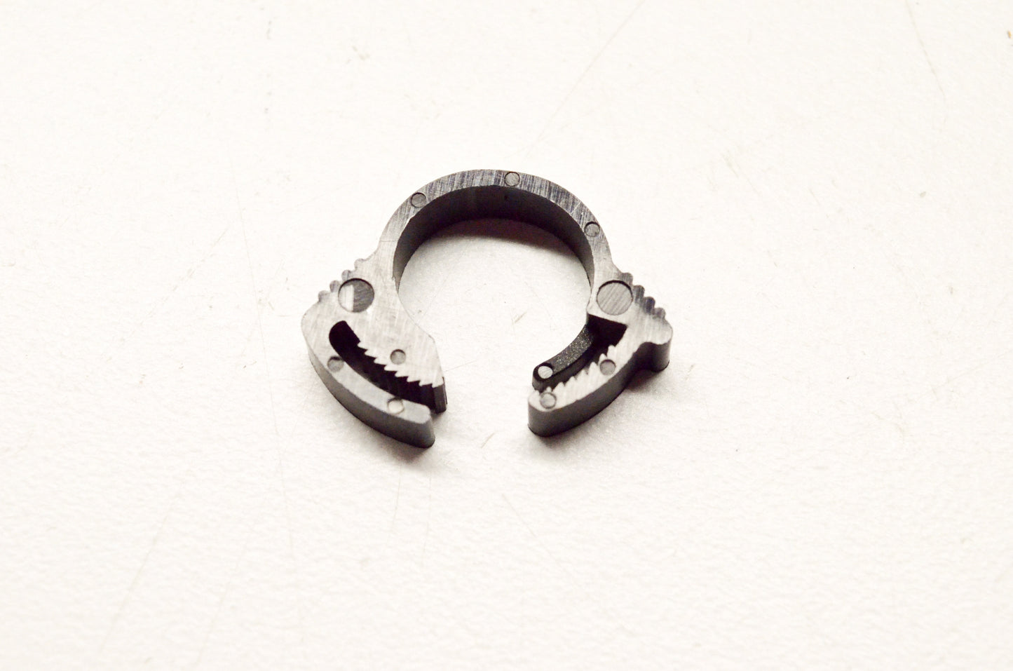Aftermarket 18-8200, 322653, 090914 Snapper Clamp NOS