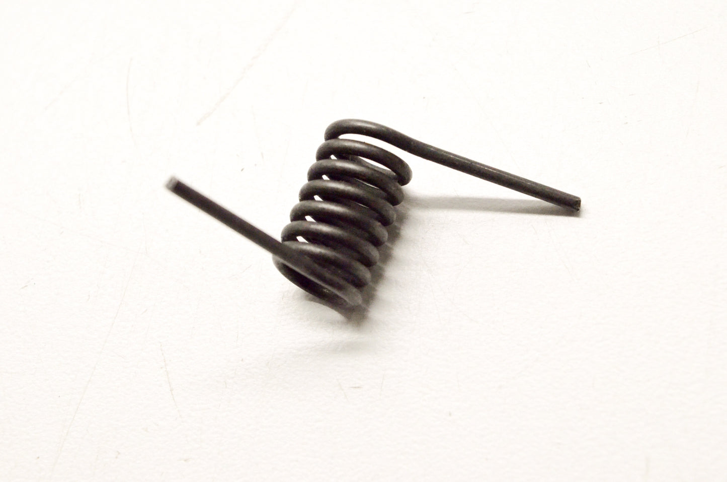 OEM Briggs & Stratton 7016428YP Deflector Spring NOS