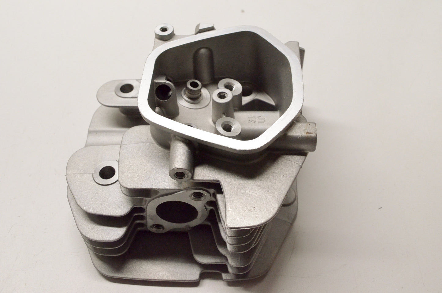 Yamakoyo 36-42, 12-1037 Cylinder Head NOS