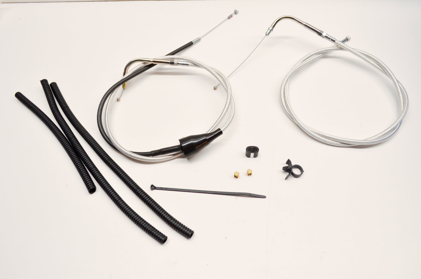 OEM Harley-Davidson 56810-05 Diamondback Throttle Idle Cable Kit NOS