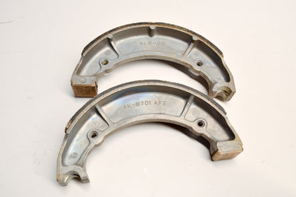 OEM Yamaha 4L0-W2536-00-00 Brake Shoe Kit NOS