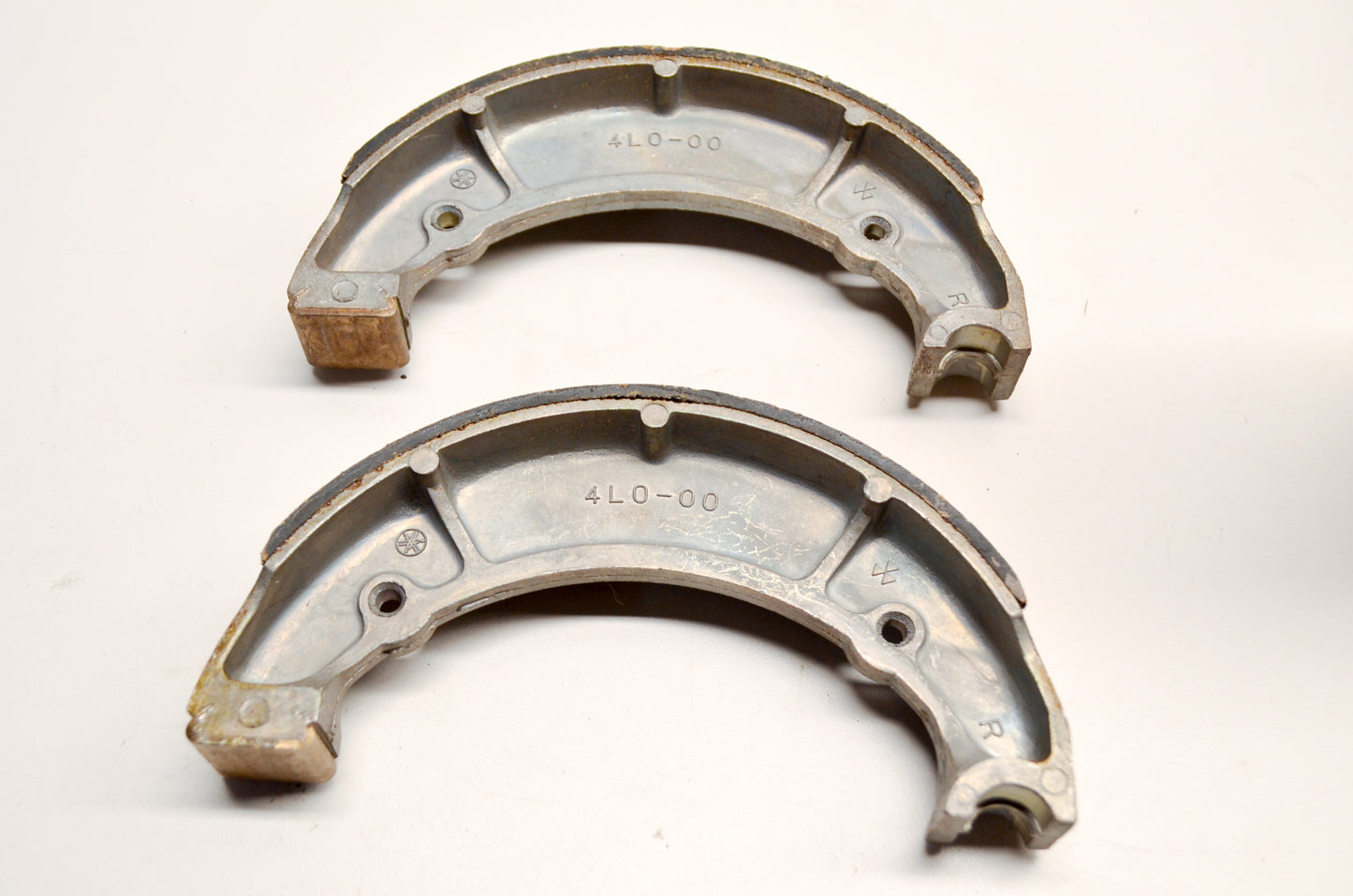 OEM Yamaha 4L0-W2536-00-00 Brake Shoe Kit NOS