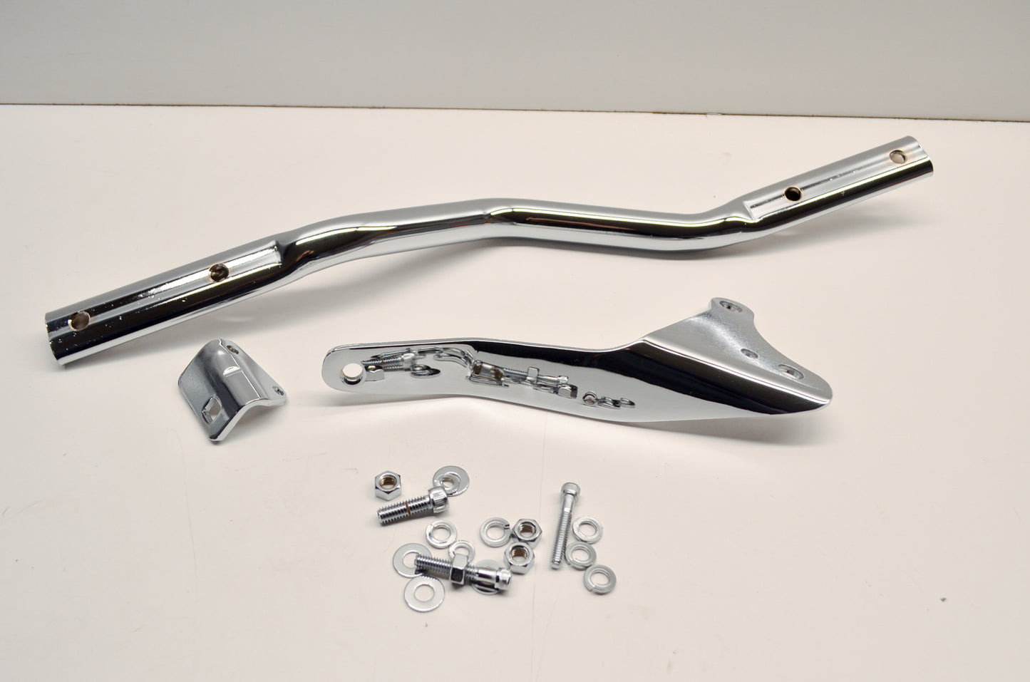 OEM Harley-Davidson 65527-98 Chrome Exhaust Muffler Bracket Kit NOS