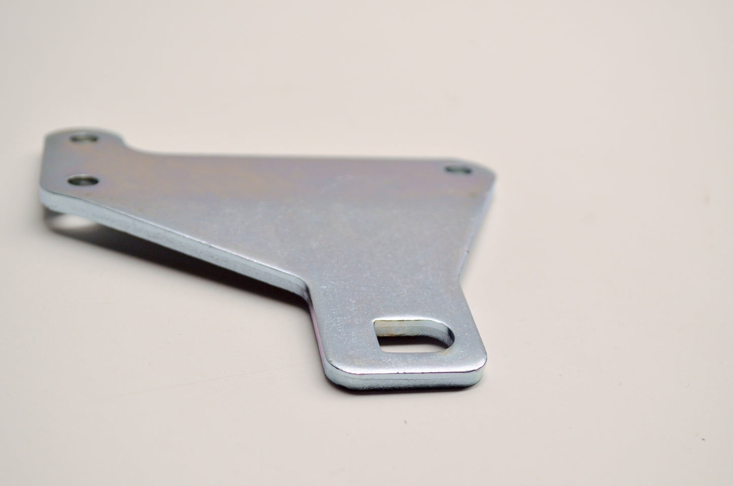 OEM Harley-Davidson 65975-99 Front Exhaust Mounting Bracket NOS