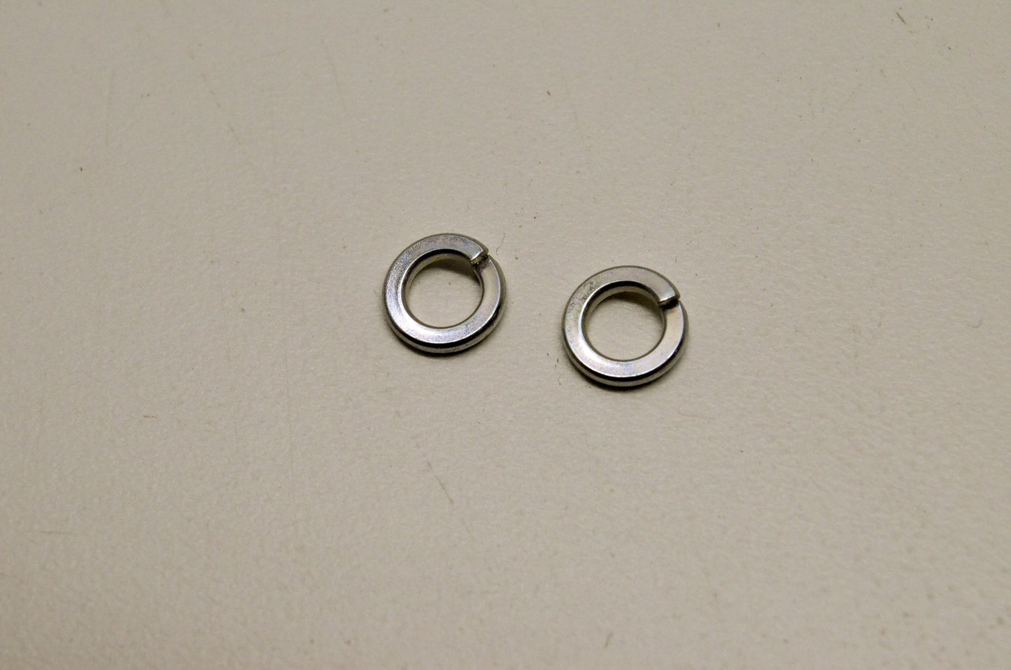 OEM Echo 90060500005 5mm Spring Washer Qty 2 NOS