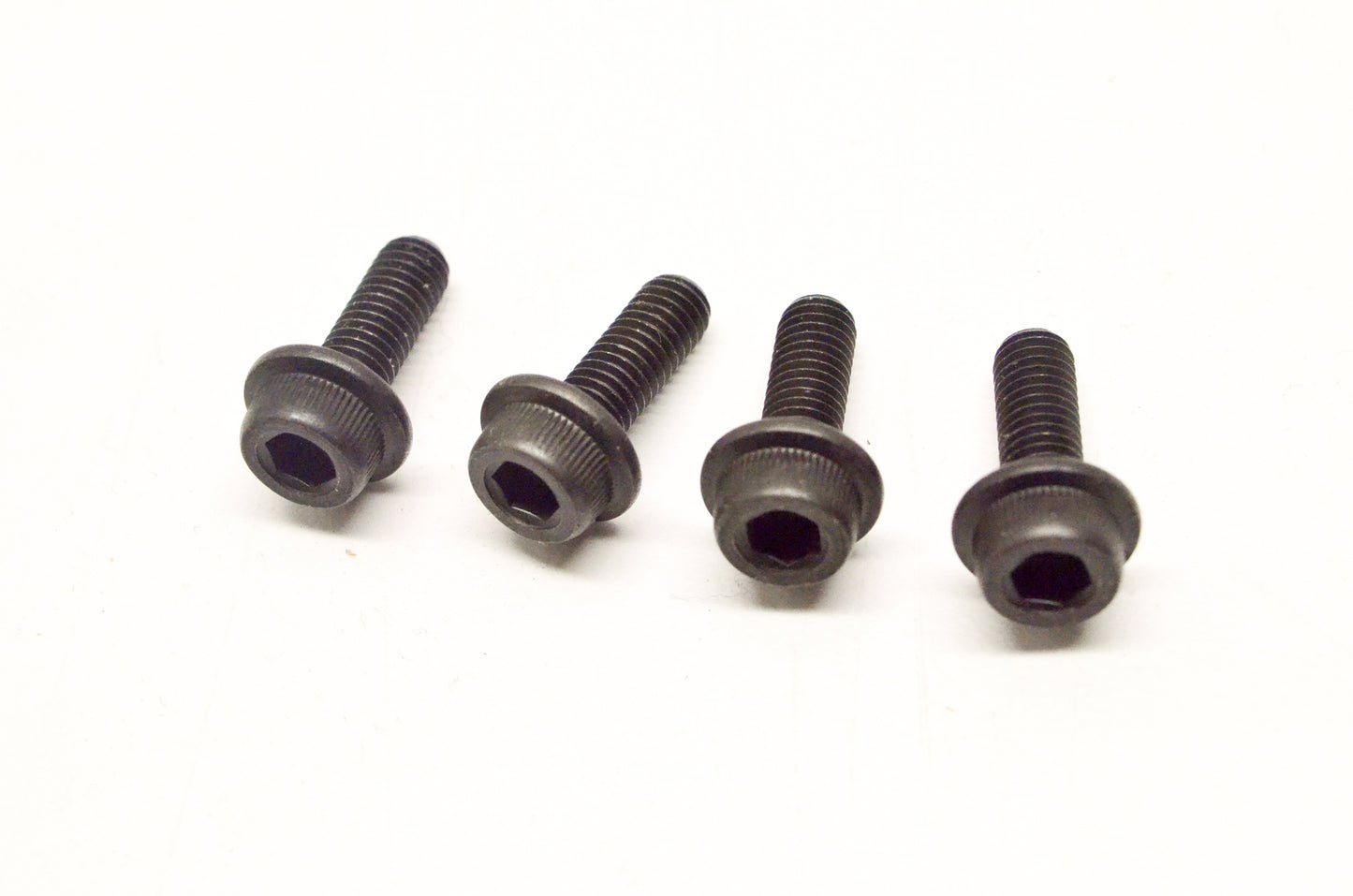 OEM Echo 90010605014 Head Socket Bolt Qty 4 NOS