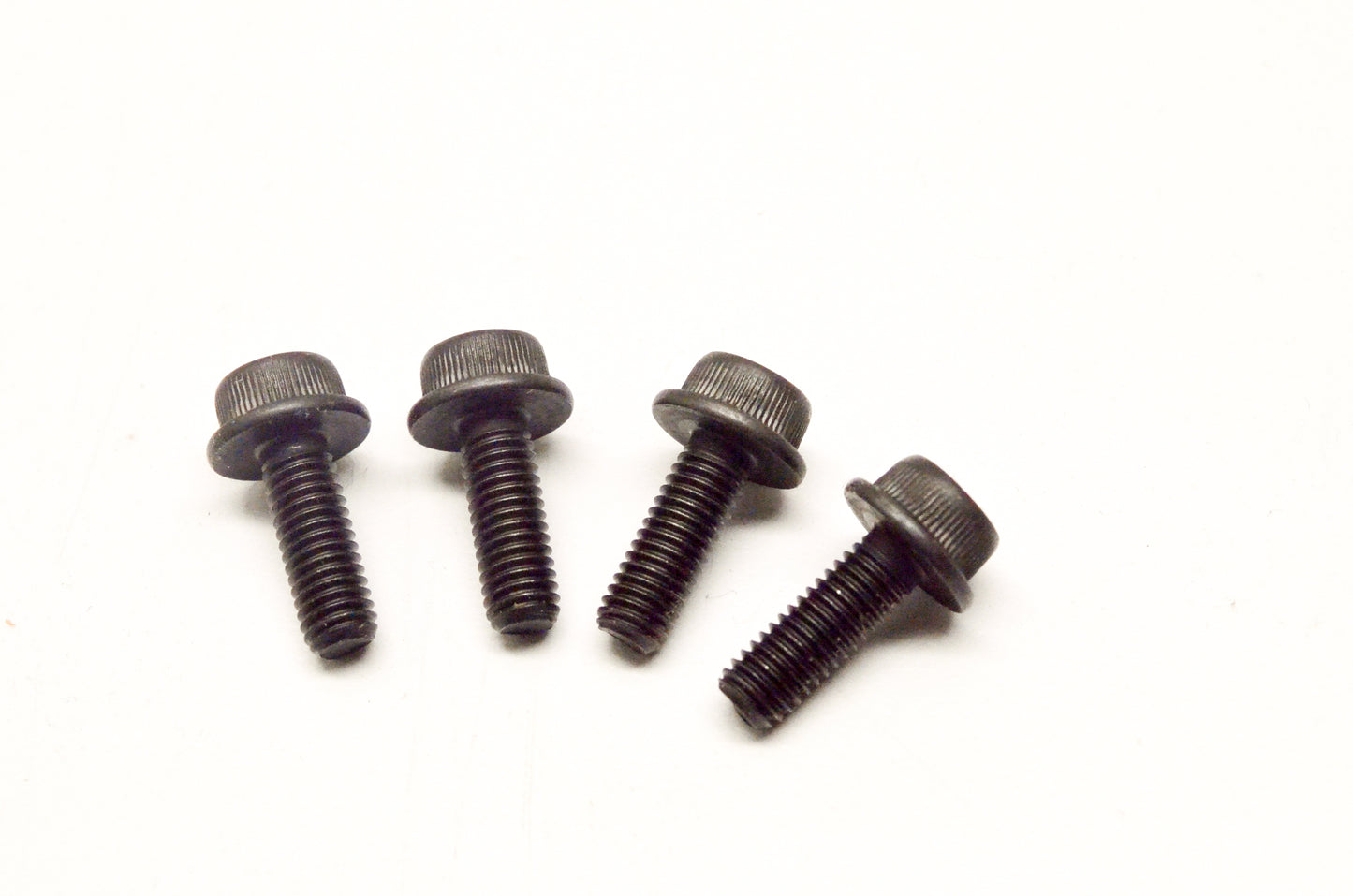 OEM Echo 90010605014 Head Socket Bolt Qty 4 NOS