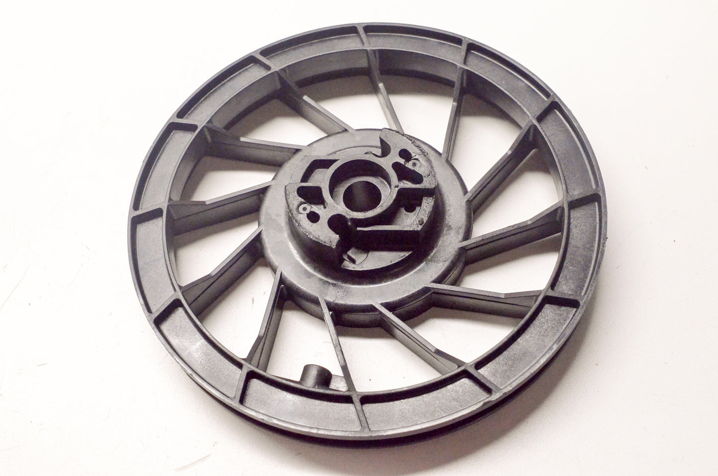 OEM Kawasaki 59101-7001 Starter Pulley Recoil Reel NOS