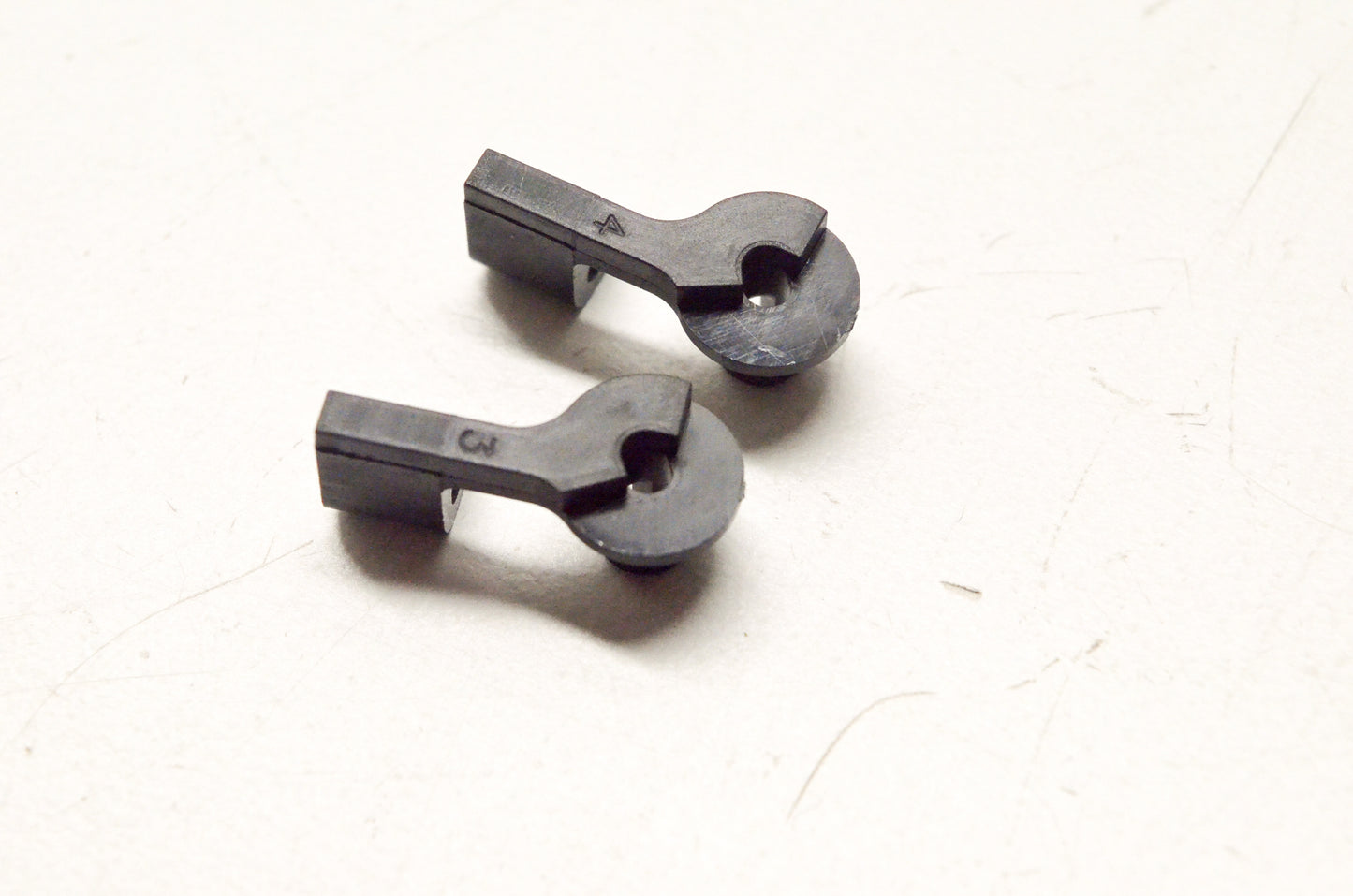 Kohler 25-158-11-S Throttle Linkage Bushing Qty 2 NOS
