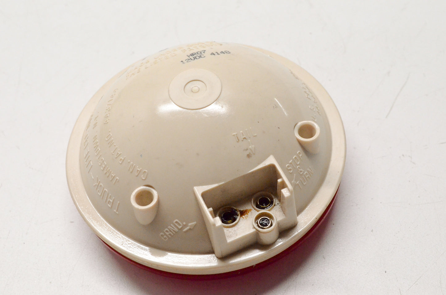 Truck-Lite 4437144 Round Red Tail Light NOS