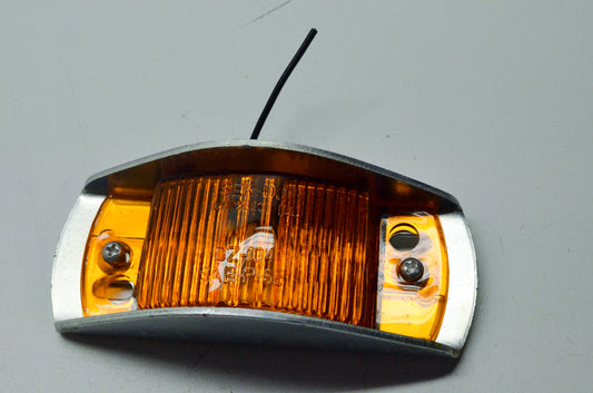 Napa 26315Y Flush Mount Steel Housing Amber Lamp NOS
