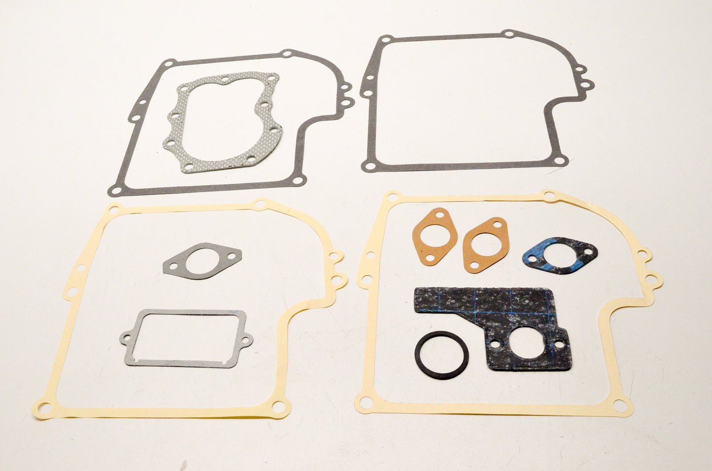 OEM Briggs & Stratton 299577 Gasket Kit NOS