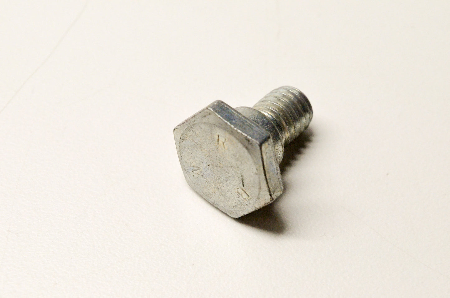 Cub Cadet 738-0183 Shoulder Screw NOS