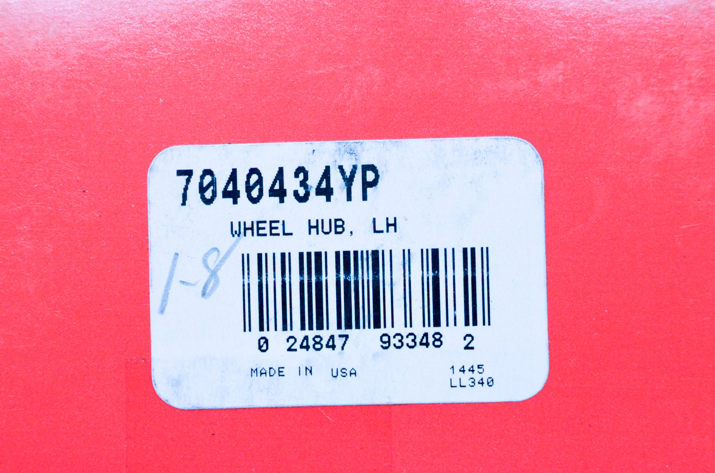 OEM Briggs & Stratton 7040434YP LH Wheel Hub NOS