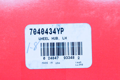 OEM Briggs & Stratton 7040434YP LH Wheel Hub NOS