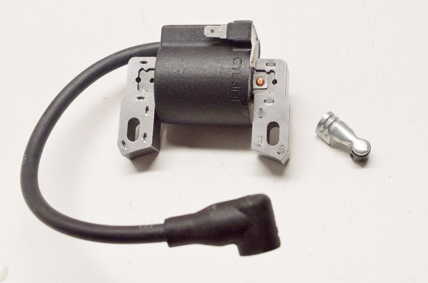 OEM Briggs & Stratton 590454 Magneto Ignition Coil NOS