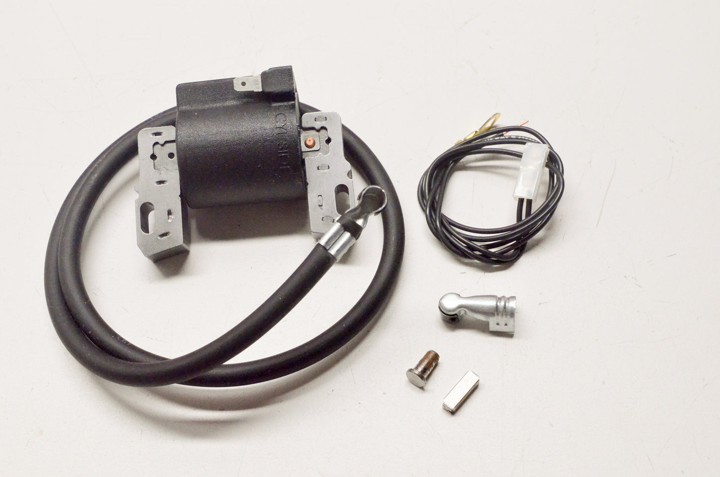 OEM Briggs & Stratton 398811 Magneto Ignition Coil NOS