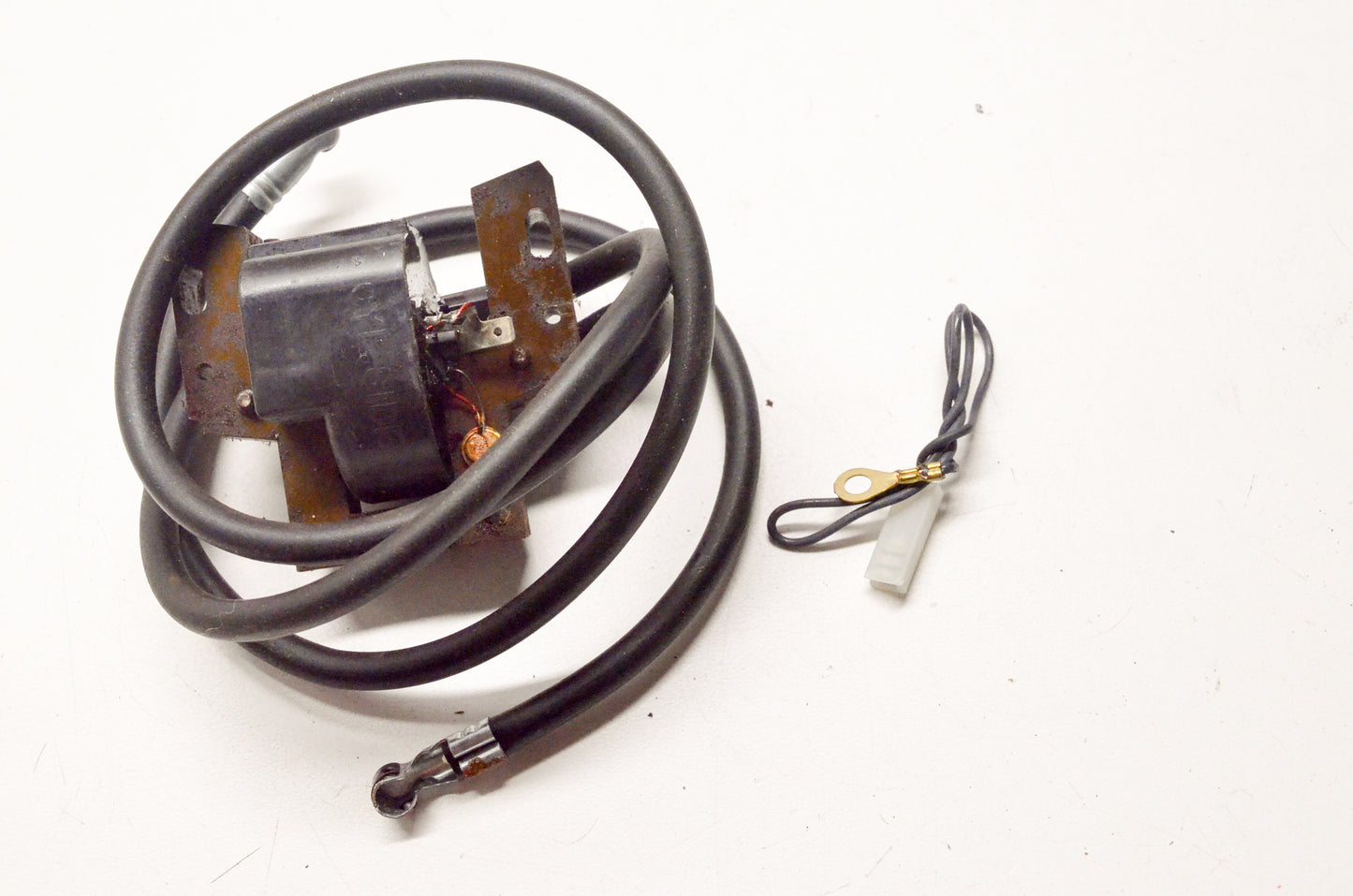 OEM Briggs & Stratton 394891 Armature Magneto