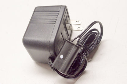 OEM Briggs & Stratton 7103988YP Battery Charger NOS