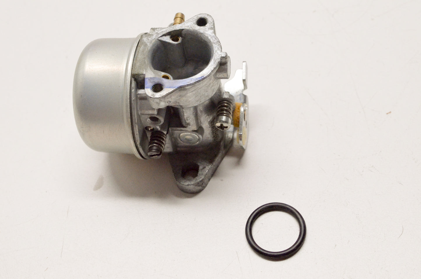 OEM Briggs & Stratton 493627 Carburetor NOS