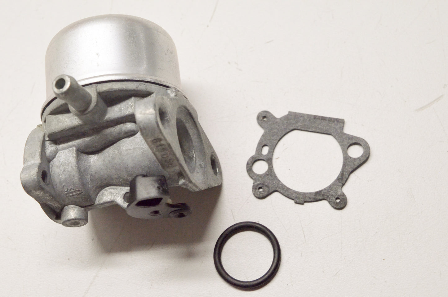 OEM Briggs & Stratton 498170 Carburetor Carb NOS